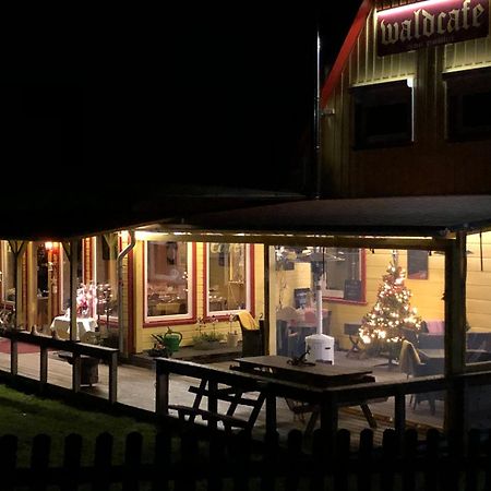 Gruppenhaus Das Waldcafe アルテンアウ エクステリア 写真